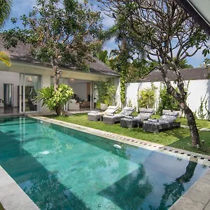 Mia By Finder Villa